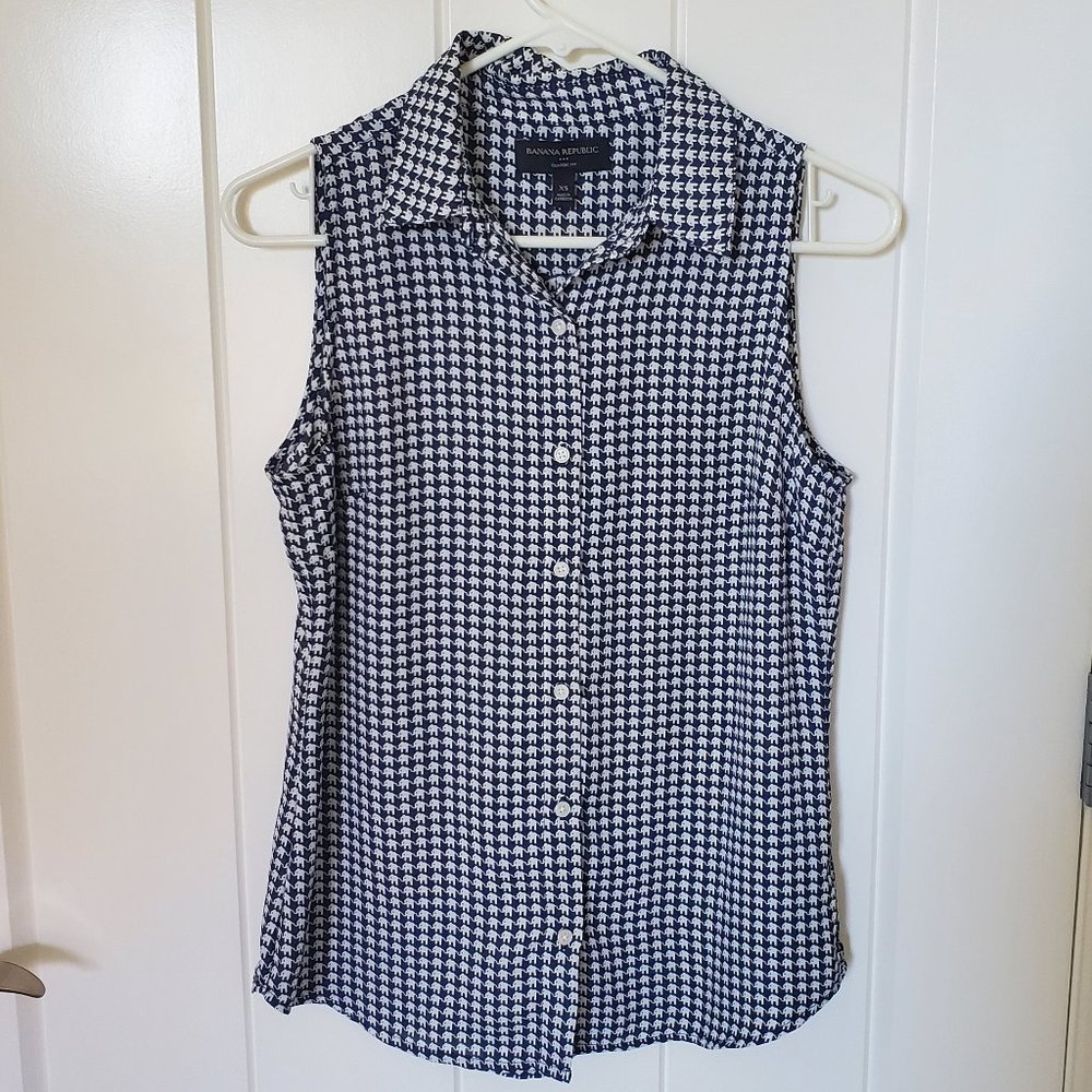 Banana Republic Elephant Print Sleeveless Button Up Top Blouse Size XS